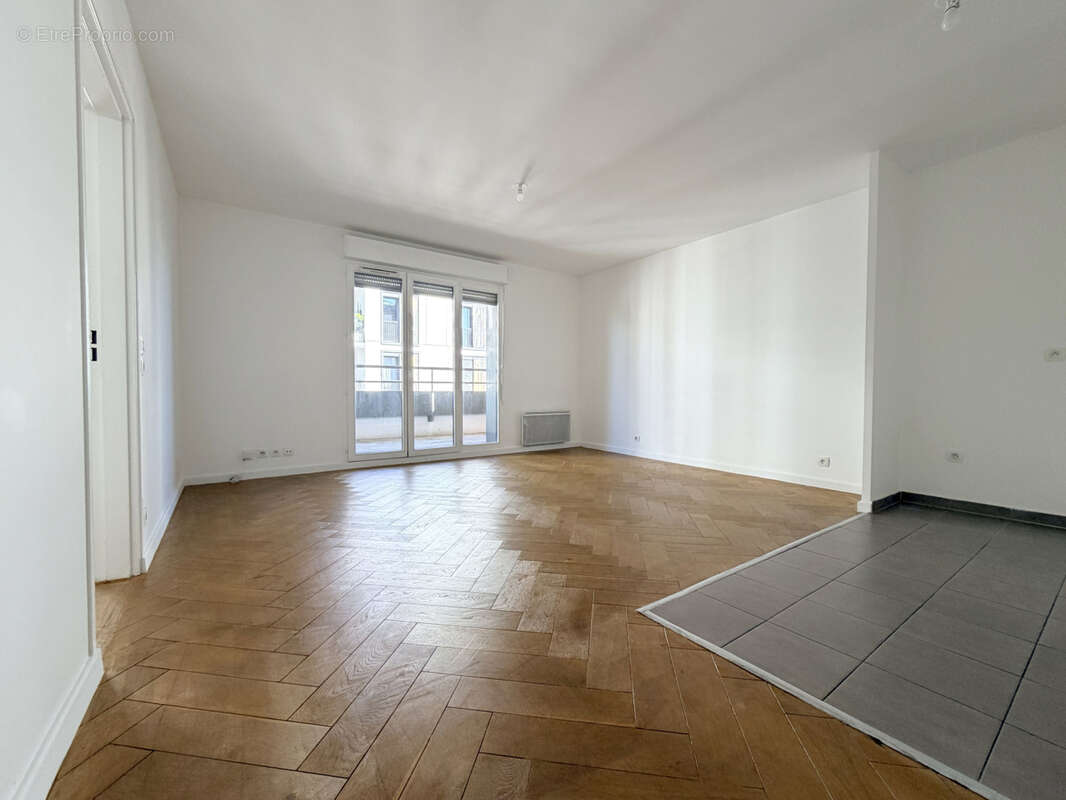 Appartement à COLOMBES