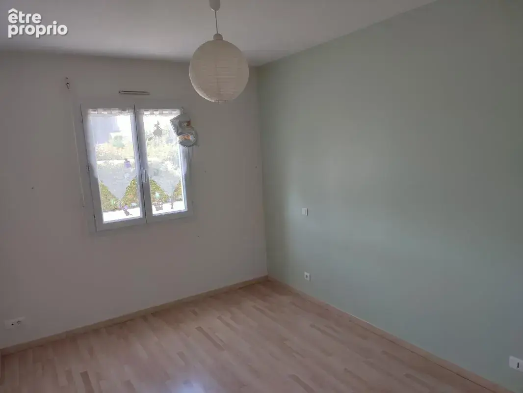 Maison 5 CHs, Bureau, Garage proche bourg - photo 8
