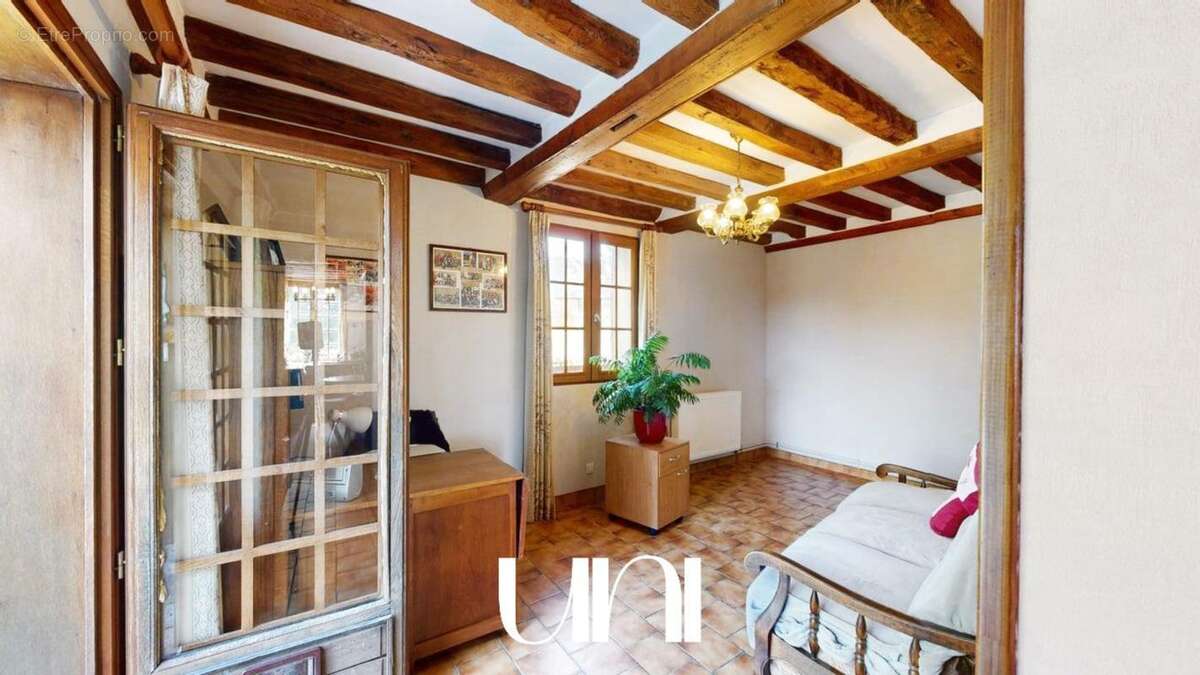 Maison à SAINT-PIERRE-SUR-DIVES