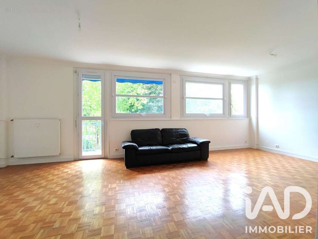Appartement 75 m² à Pontoise  - photo 3