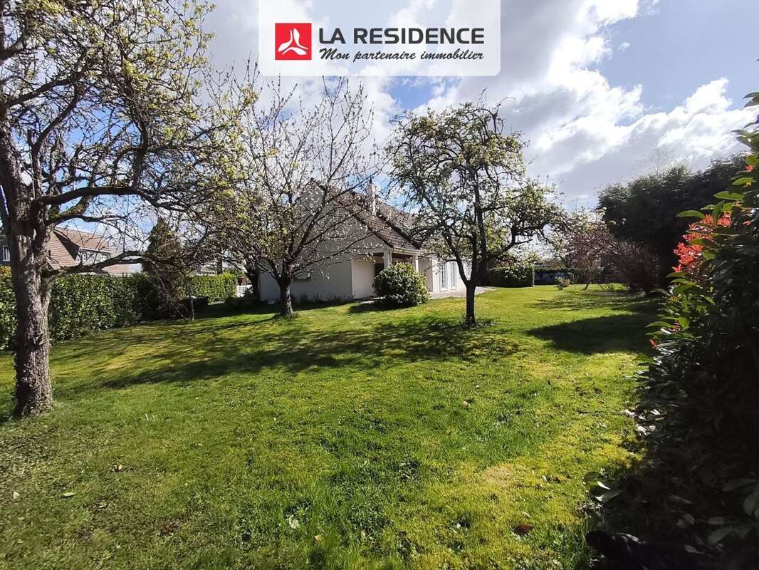 Maison à LE BOSC-ROGER-EN-ROUMOIS