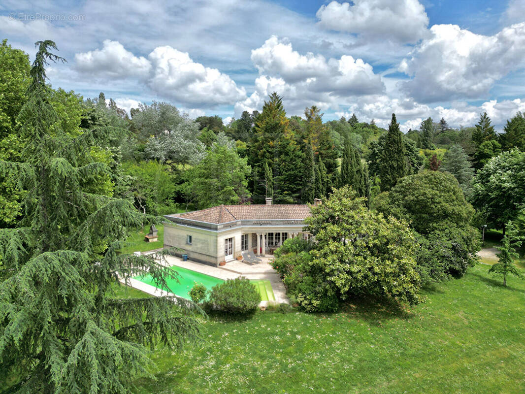 Maison à CARIGNAN-DE-BORDEAUX