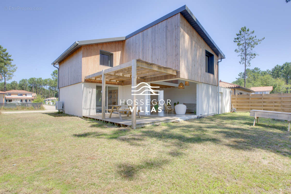 Maison à SAUBION