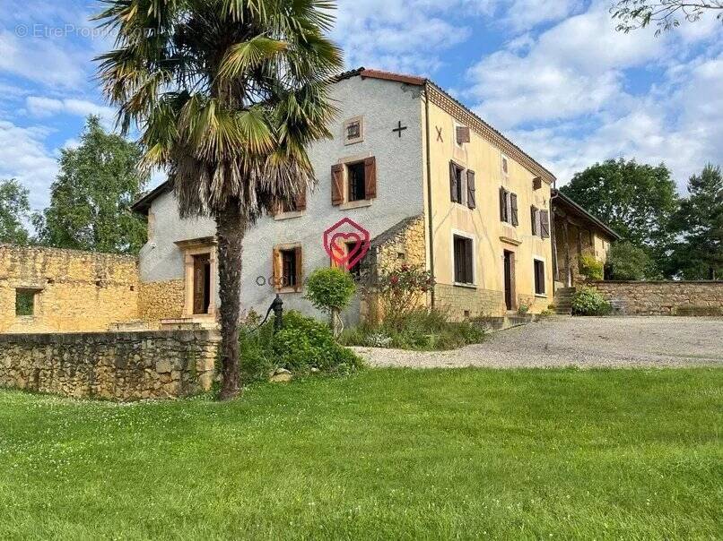 Maison à SAINT-MARCET