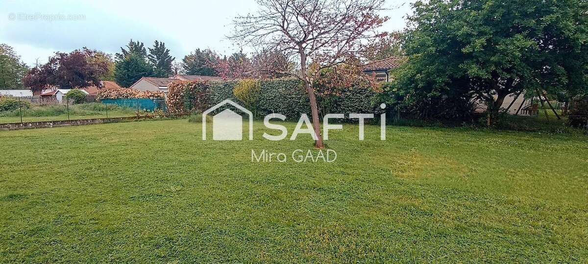 Photo 2 - Terrain à SAINT-SULPICE