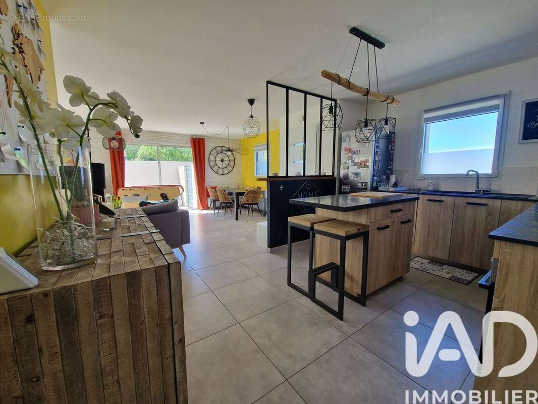Photo 7 - Maison à YVES