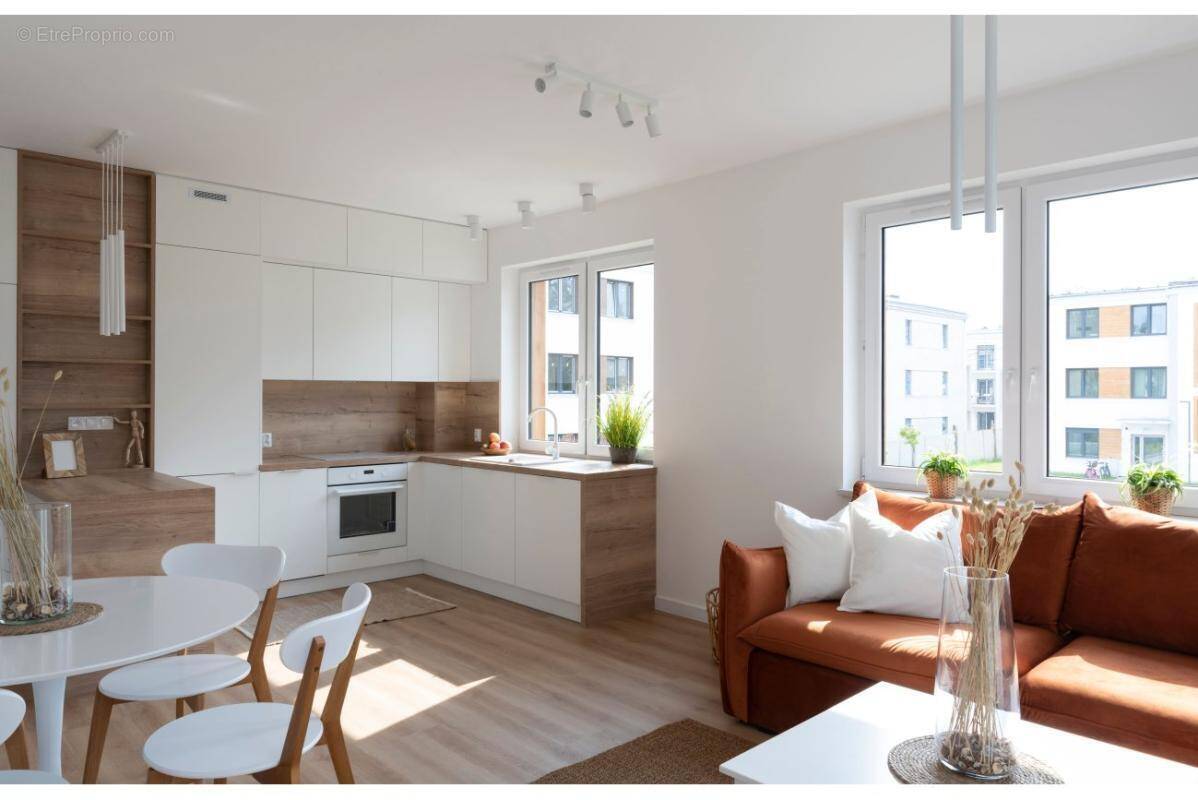 Appartement à MAUGUIO