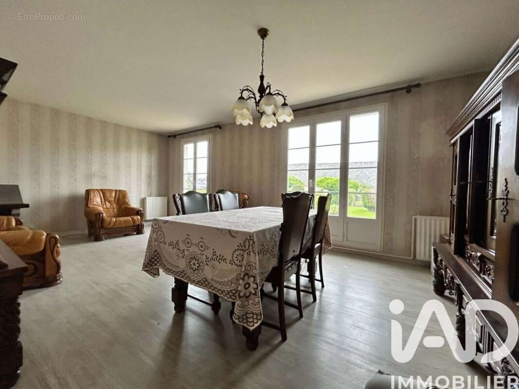 Maison 125 m² à La Trinite-Du-Mont  - photo 3