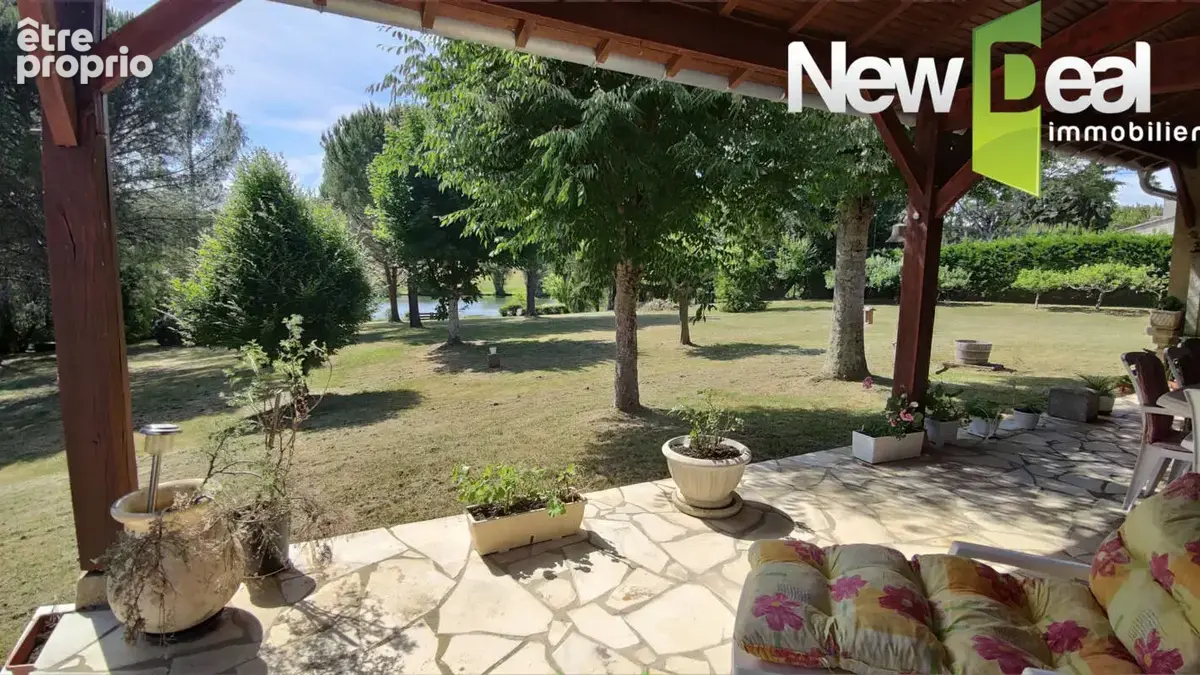 Maison T6 - 220 m² avec étang - photo 19