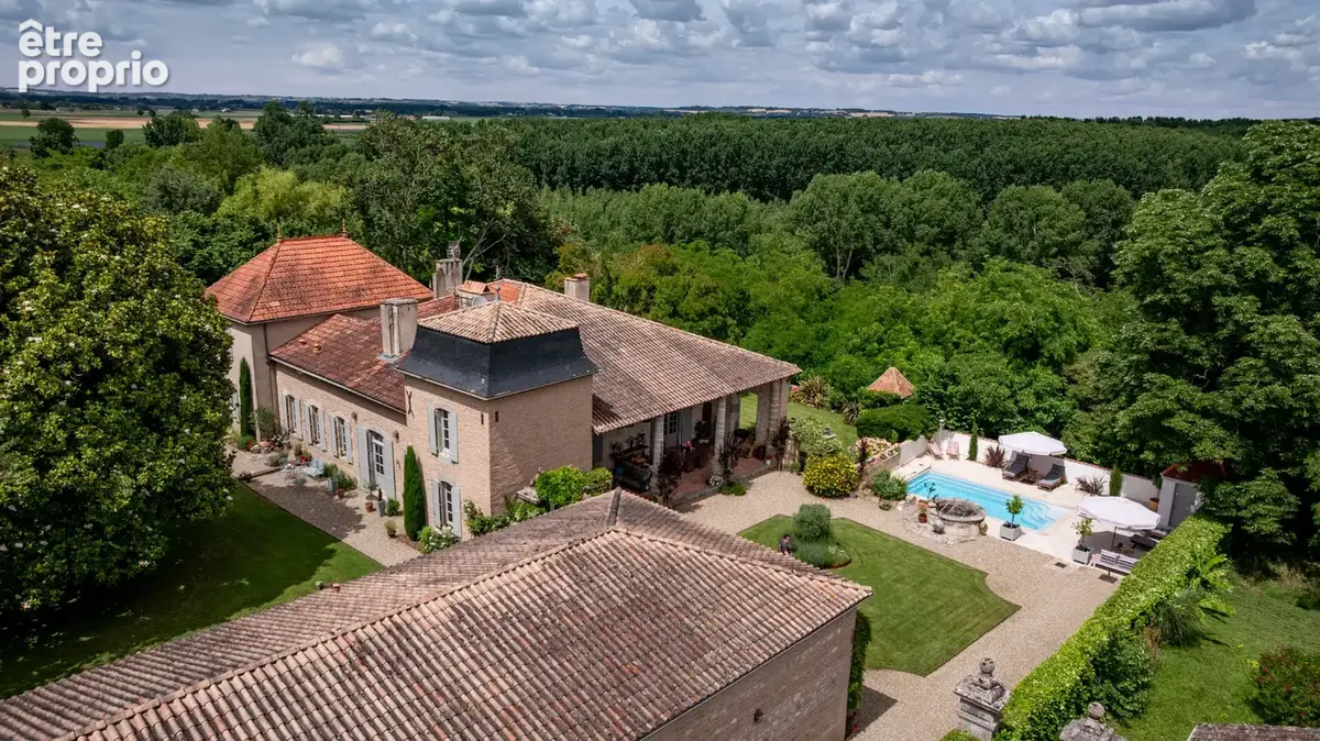 Maison à LAGRUERE