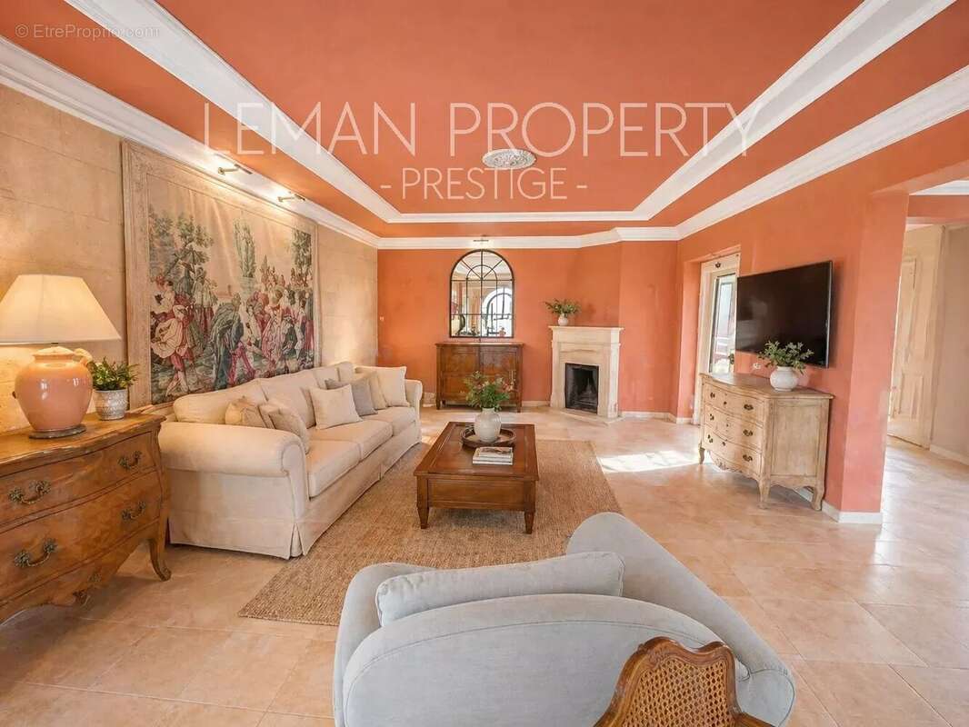 Maison à MOUGINS