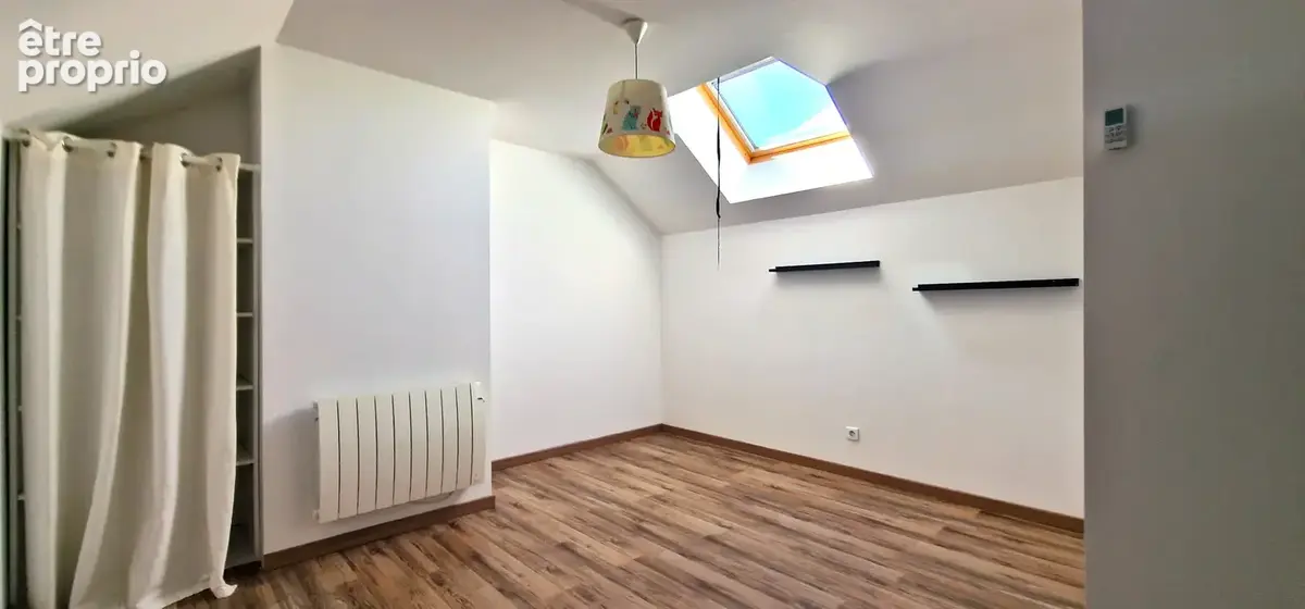 Maison 130 m2 • Piscine • Séjour 50 m2 • 4 Chambres • DPE C - photo 16