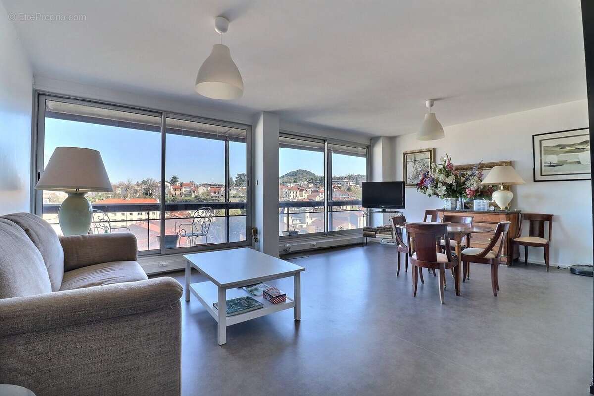 Appartement à CHAMALIERES