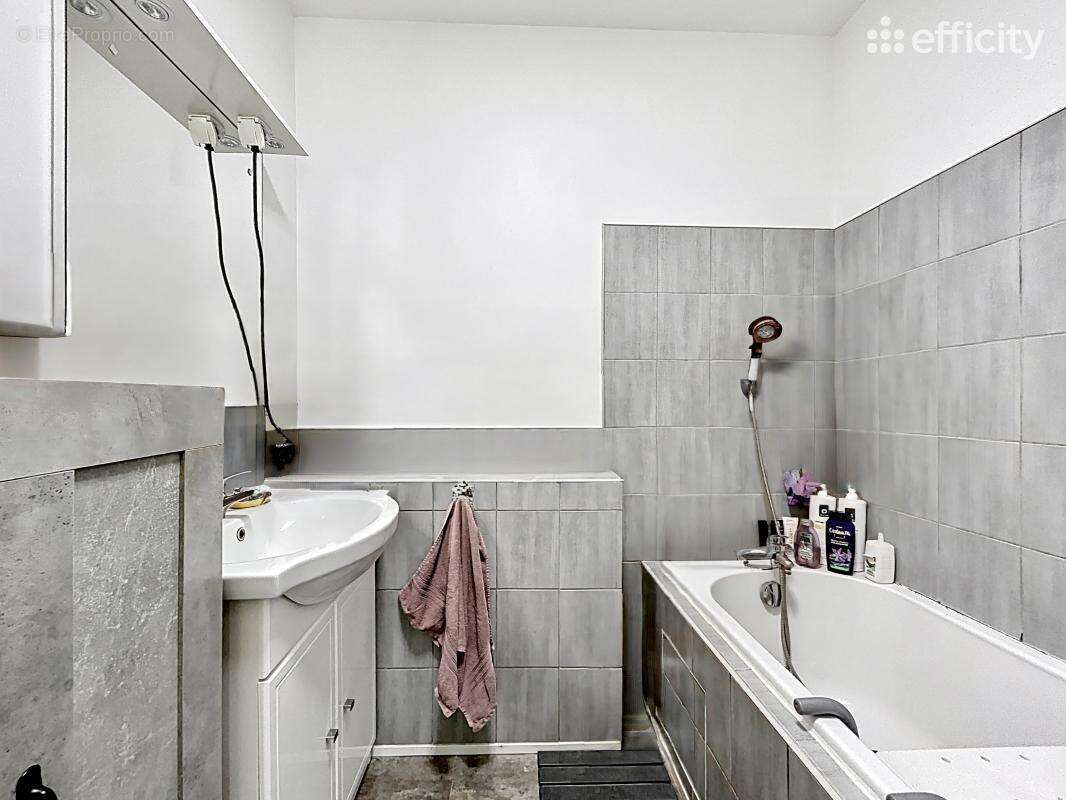 Appartement à CHIRENS