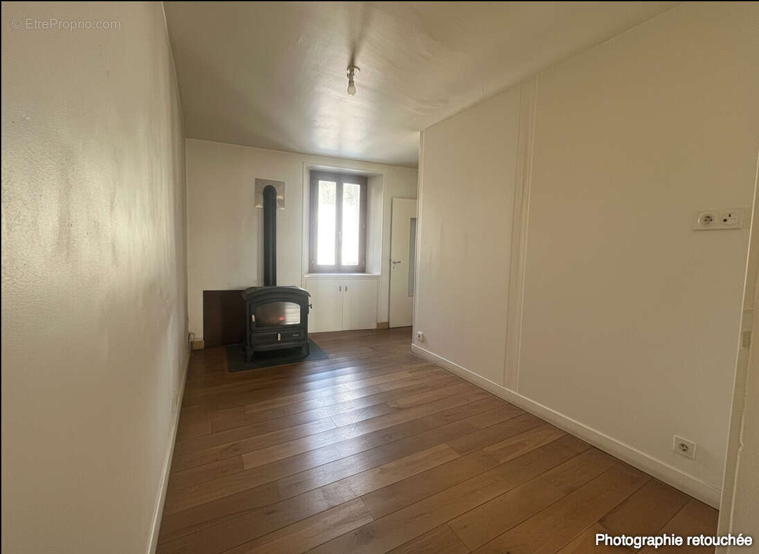 n°7 - Maison à LA MURE