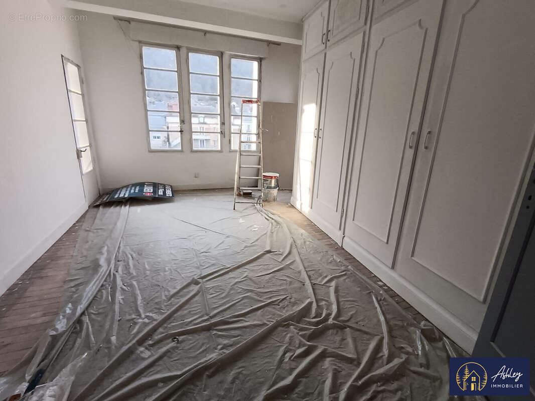 Appartement à BORT-LES-ORGUES