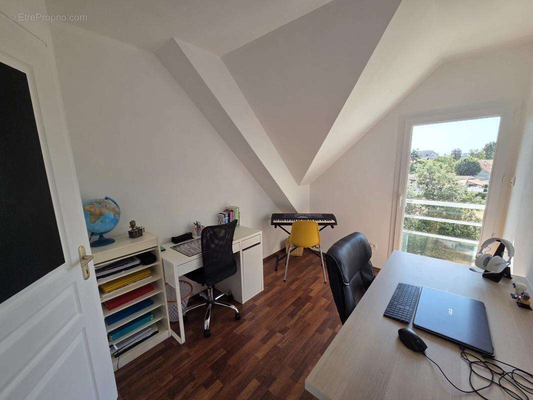 Appartement à SAINT-SEBASTIEN-SUR-LOIRE