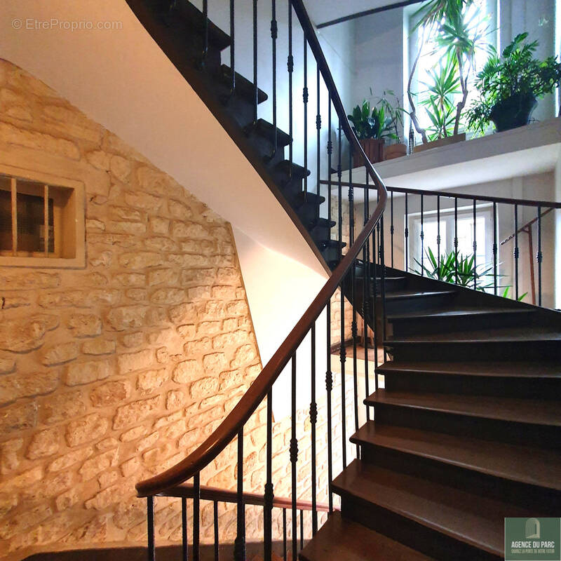 Appartement de trois pièces en cœur de ville - photo 4