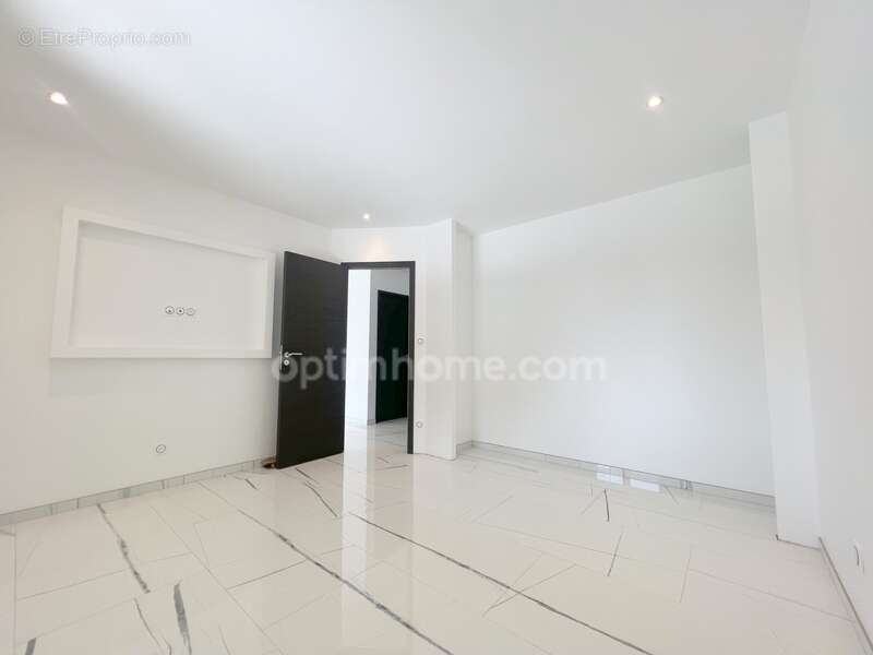 Maison récente 115 m² – 3 chambres – Terrain 762 m² – Noyers-sur-Cher – Aucun travaux - photo 8