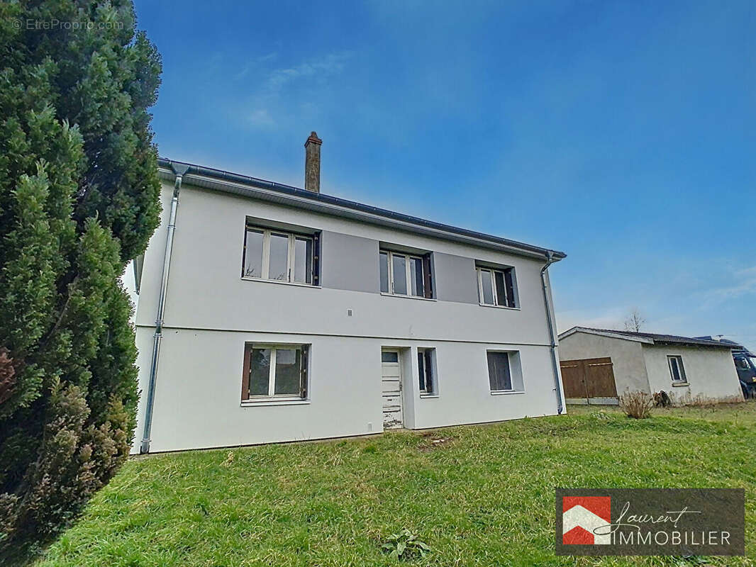 Maison à SAINT-BENIGNE