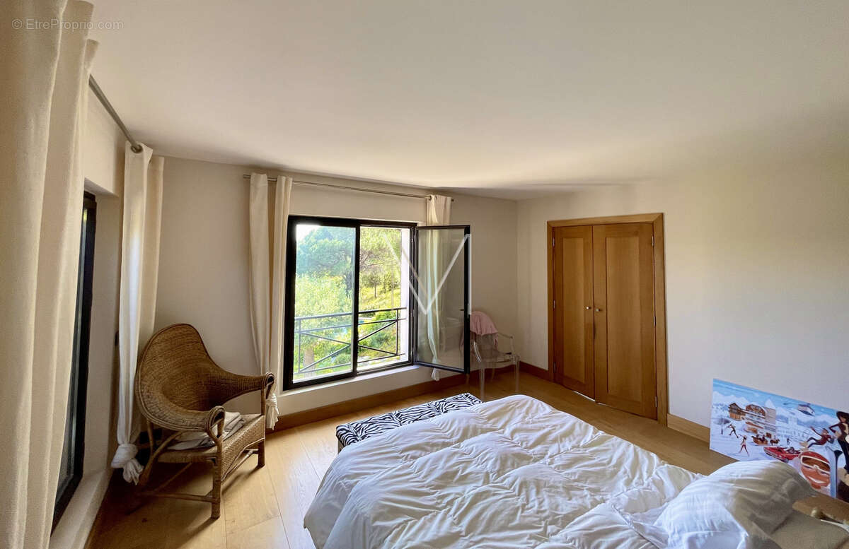 Maison à LA CROIX-VALMER