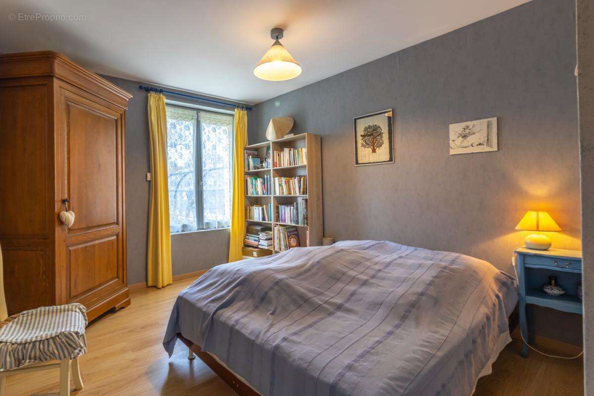 Maison Dun Le Poelier 8 pièce(s) 161.84 m2 - photo 9