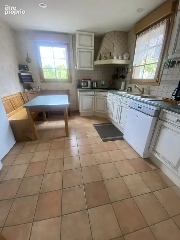 Maison 6 pièces 167 m² à vendre à Villaines-La-Carelle (72600) - photo 4