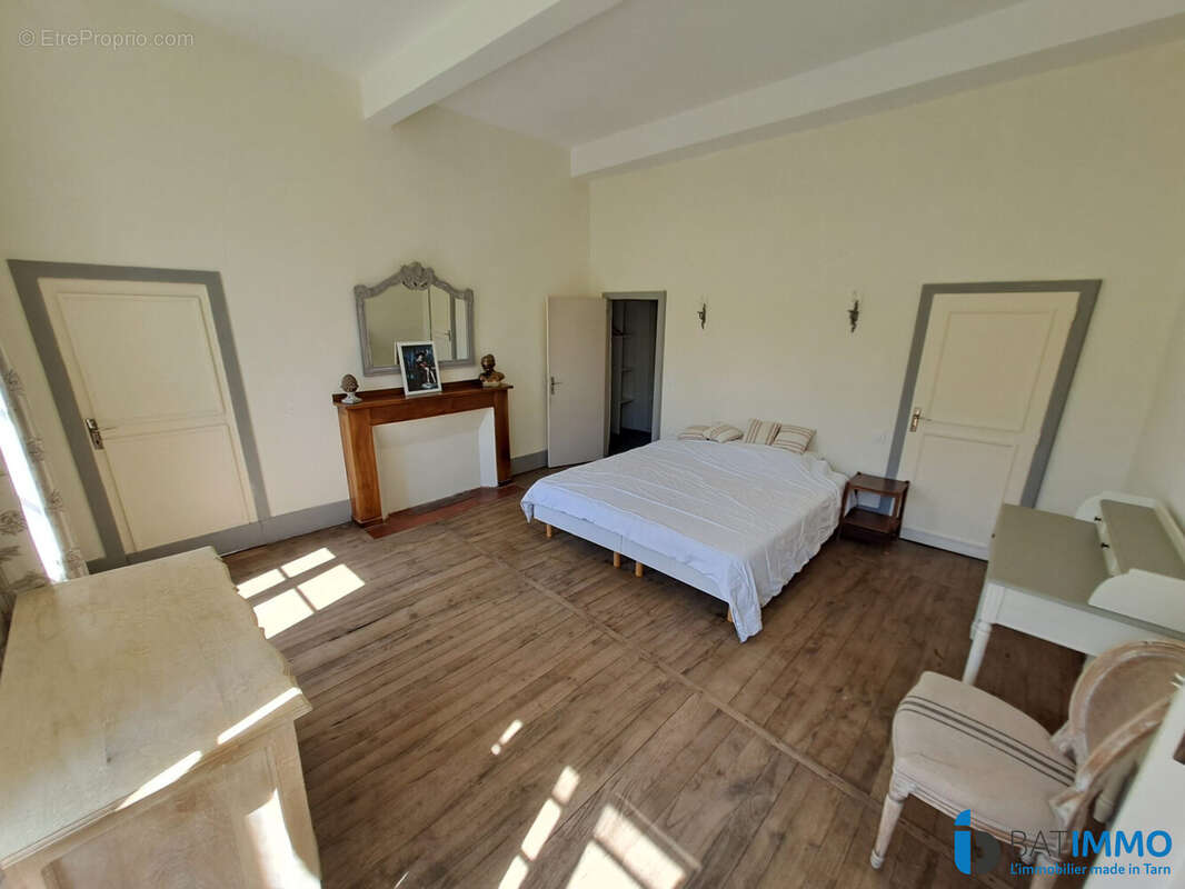 Maison à SAINT-AMANS-SOULT