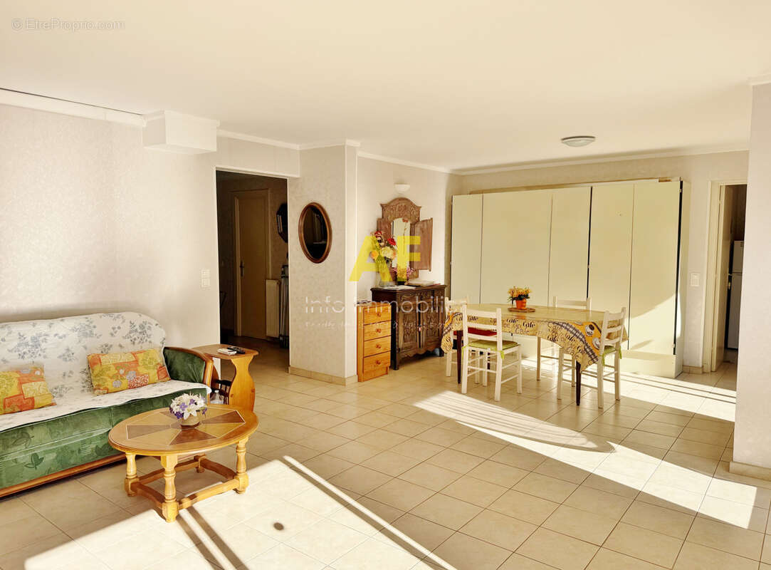 Appartement à SAINT-RAPHAEL