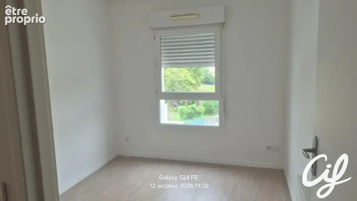 Appartement T3 Le Bourg Sous La Roche - 66.66 m2  140 000 Euros - photo 3