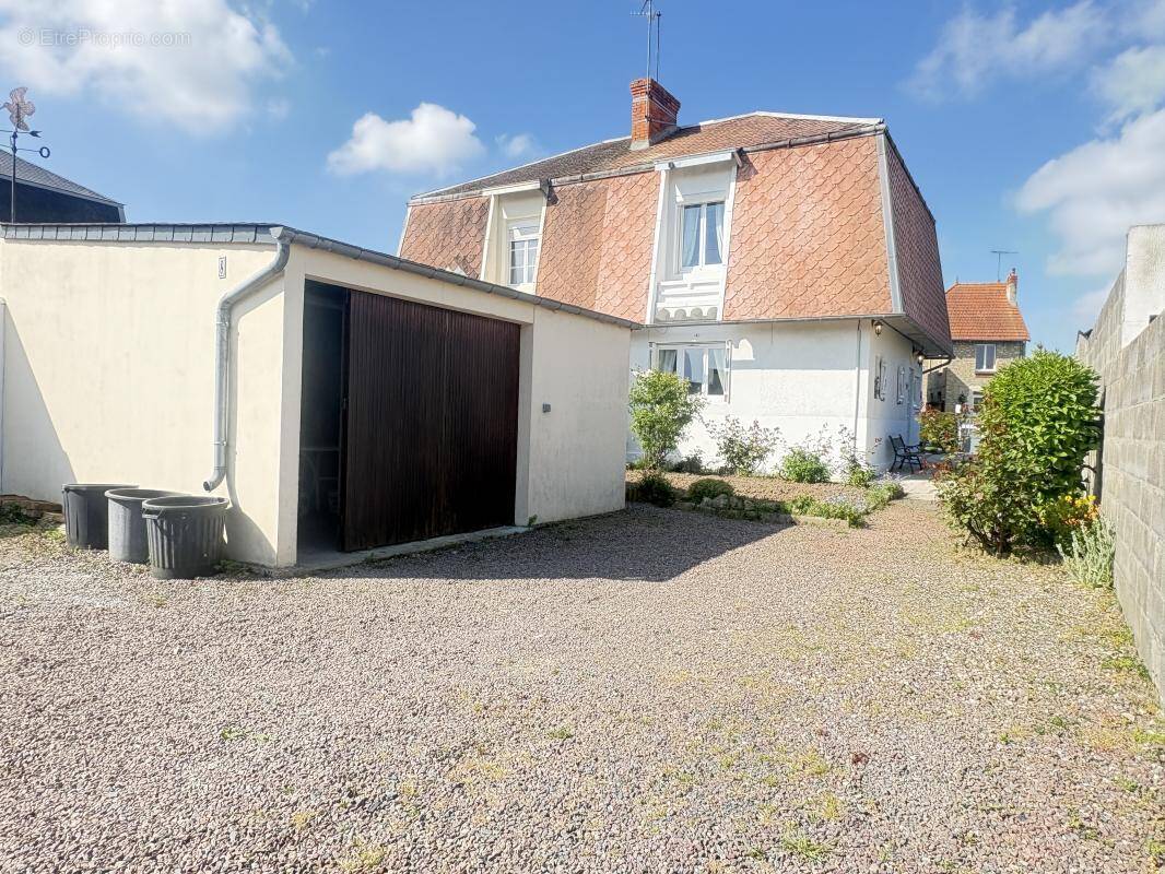 Maison à ISIGNY-SUR-MER
