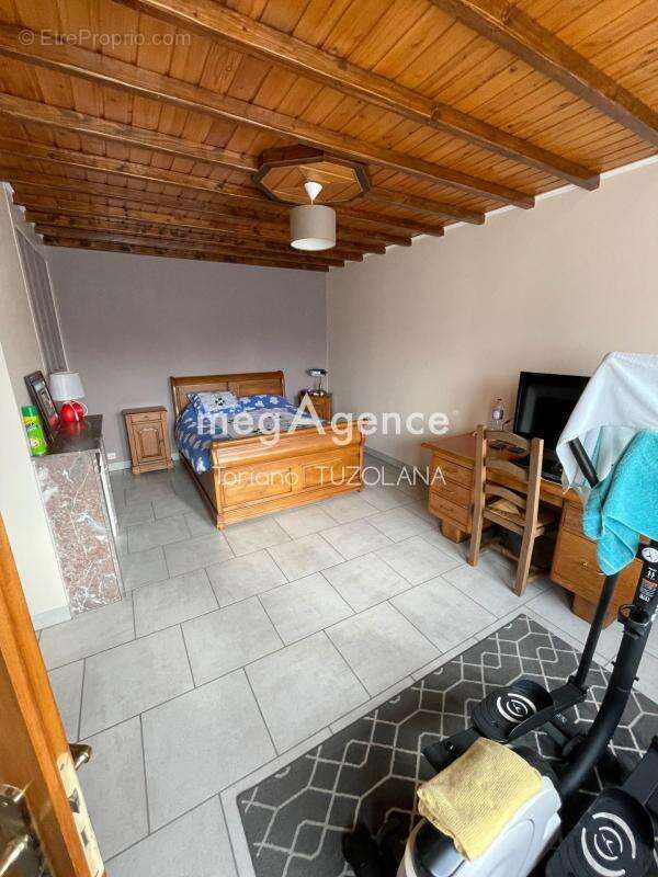 Appartement à CORBIE