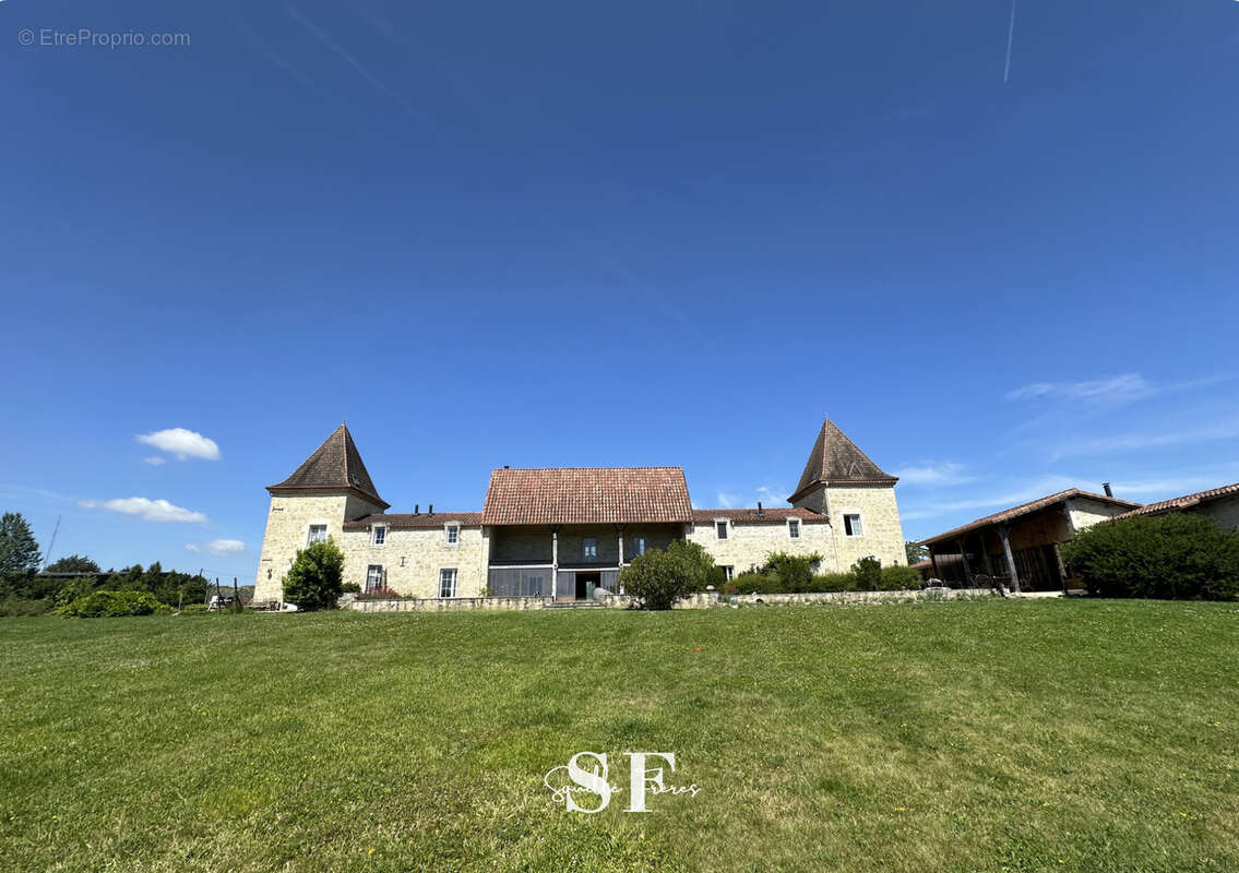 Maison à PRAYSSAS
