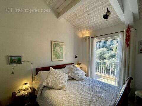Maison 150 m² à Cotignac  - photo 2