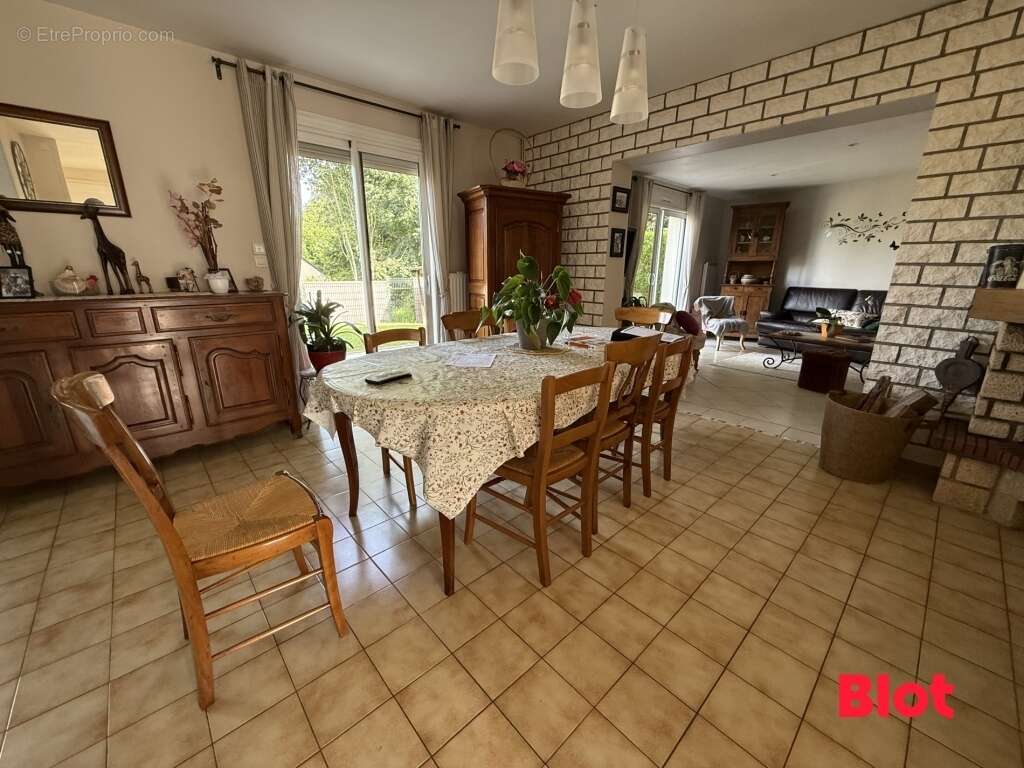 Maison à BETTON