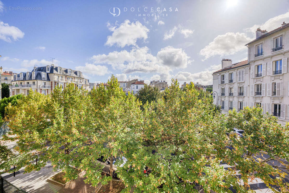 Appartement à CHARENTON-LE-PONT