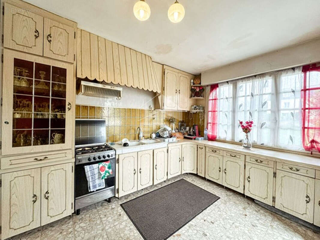 Maison à SARTROUVILLE