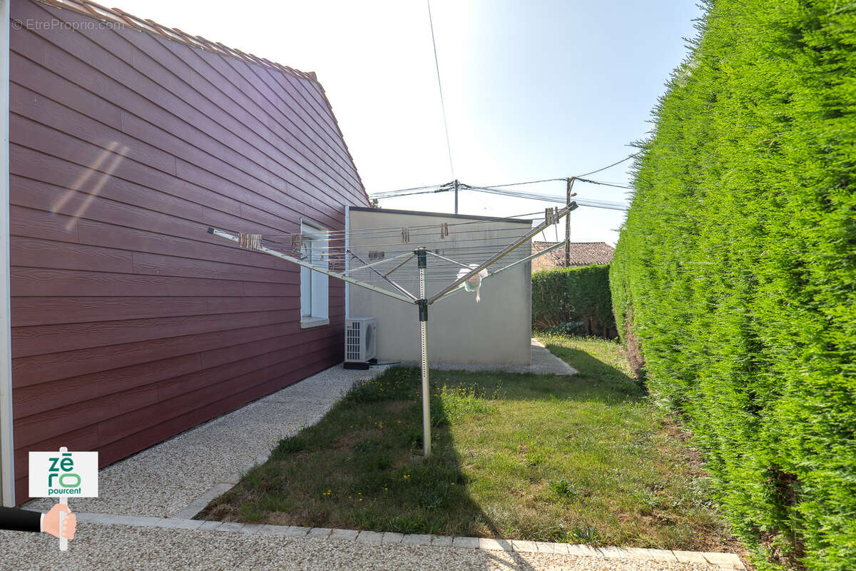 Maison à SAINT-MARTIN-DES-NOYERS
