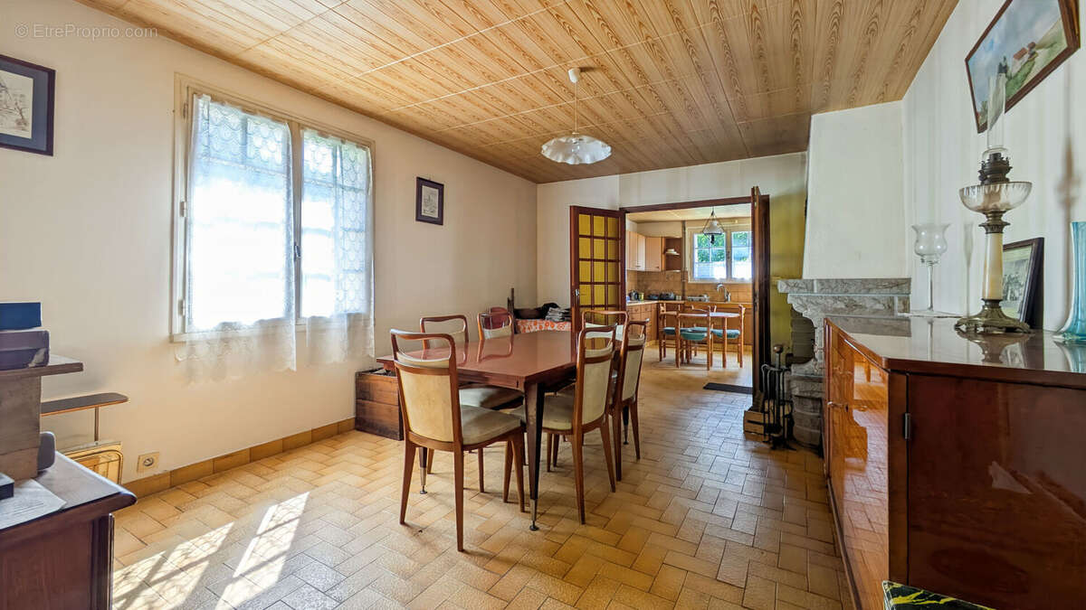 Maison à PLEUGUENEUC