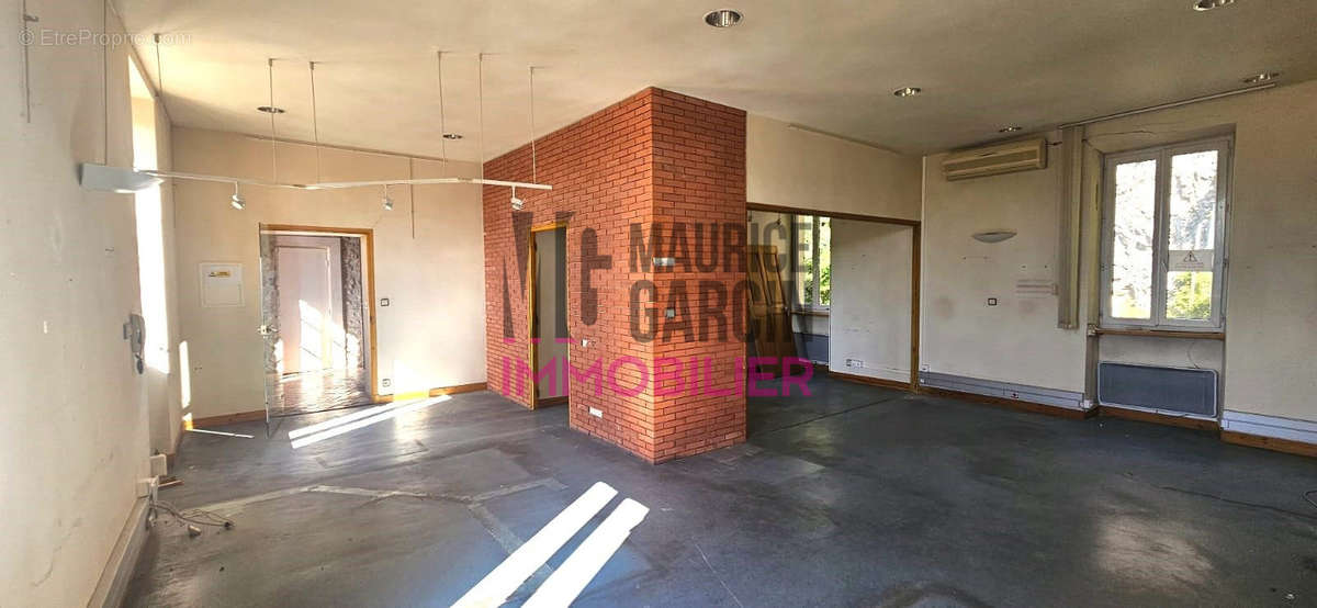 Maison à LE BARROUX