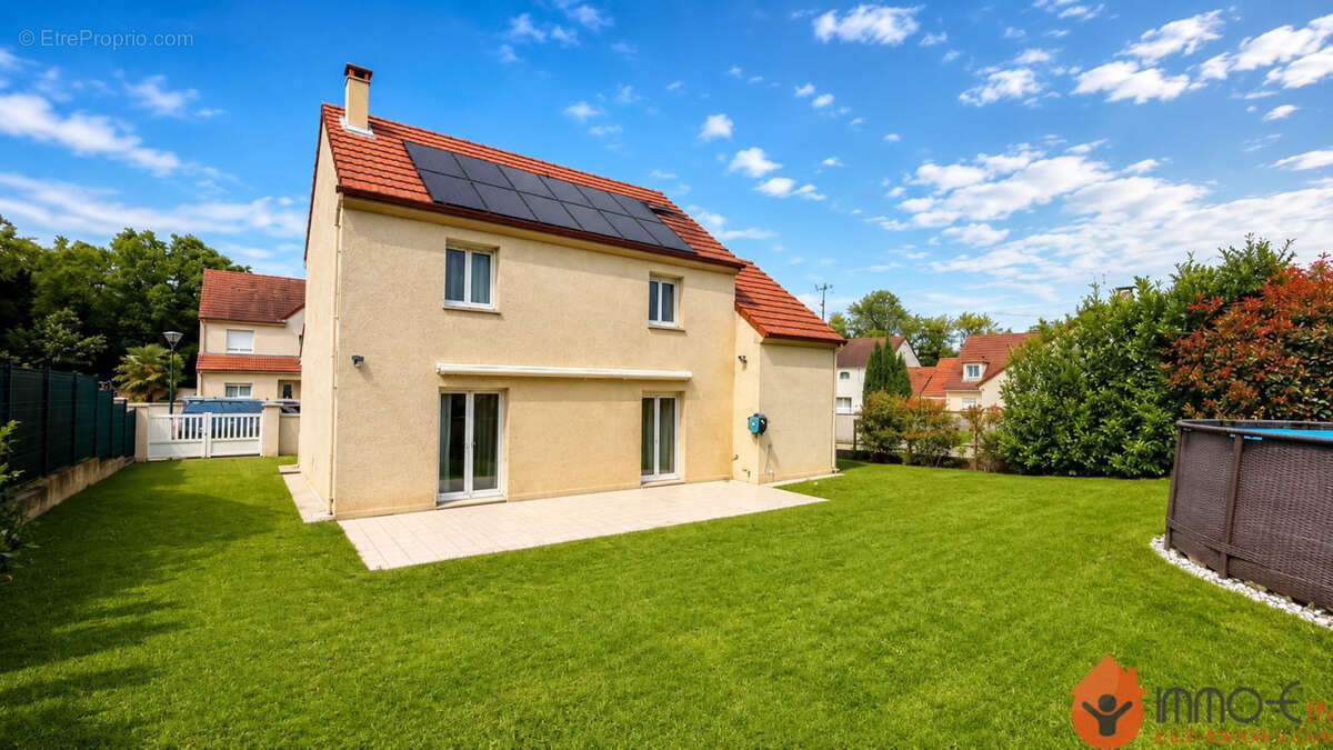 Maison à MAREUIL-LES-MEAUX