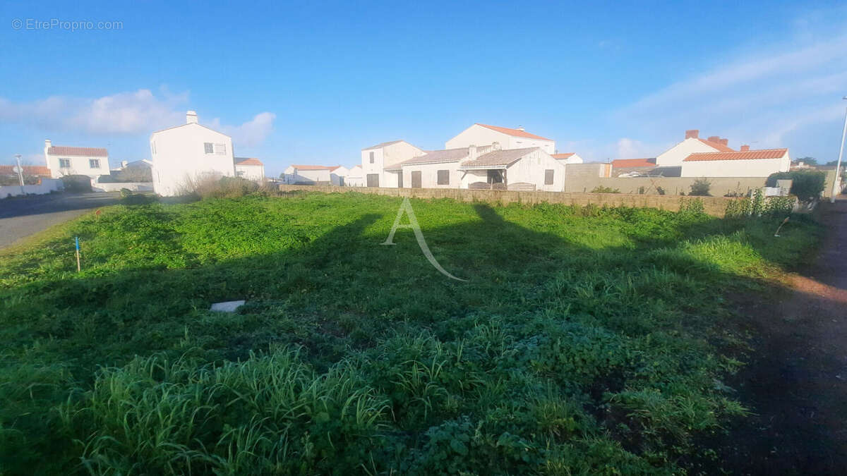 Terrain à bâtir à la gueriniere avec permis de construire accordé - photo 3
