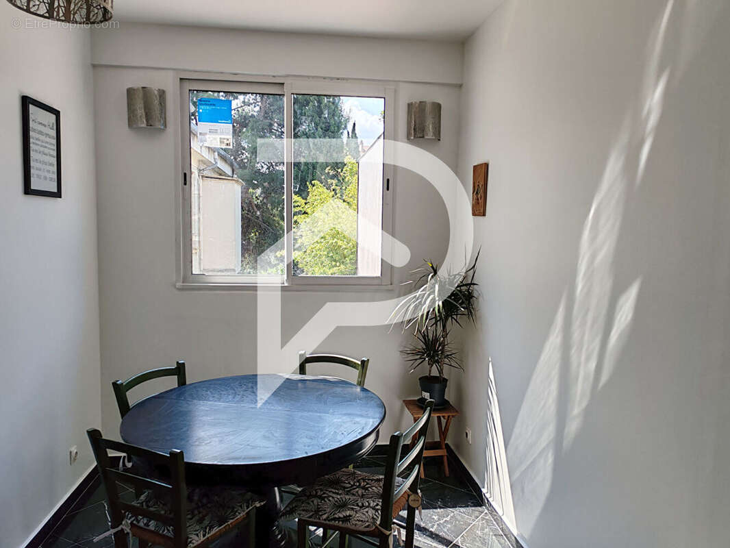 Appartement à COLOMBES