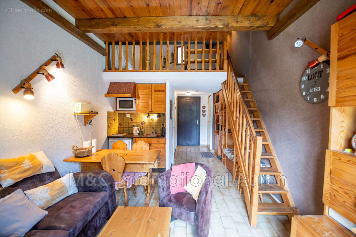 Appartement à SAINT-ETIENNE-DE-TINEE