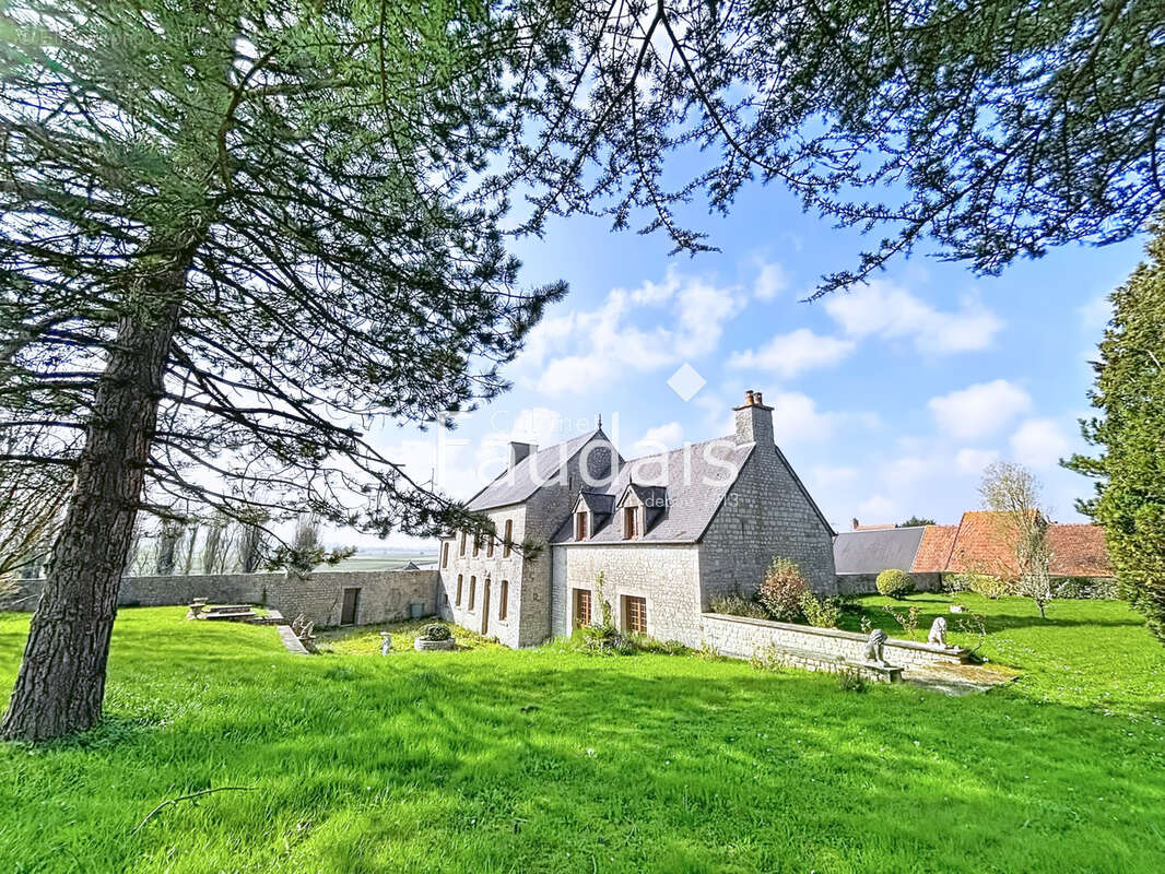 Maison à LIESVILLE-SUR-DOUVE
