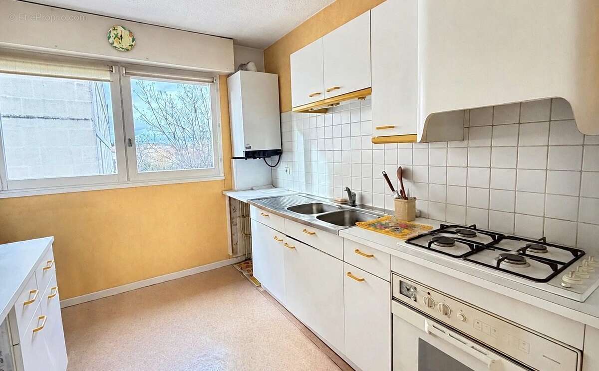 Appartement 60 m² à Avignon  - photo 3