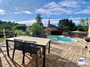 Maison à MONTREVAULT