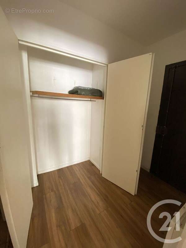 Appartement à MARSEILLE-4E