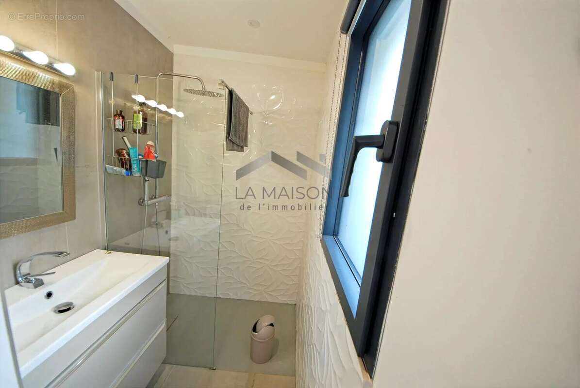 Maison à PORTO-VECCHIO