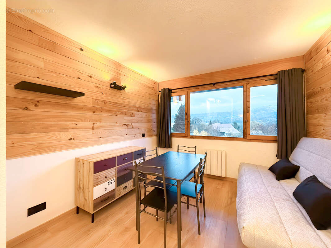 Appartement à SAINT-JEOIRE